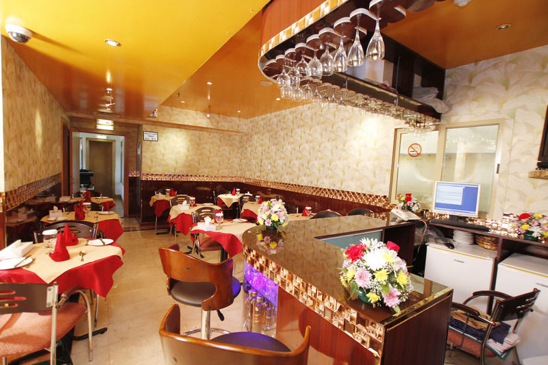 Zain International Hotel Dubai Buitenkant foto